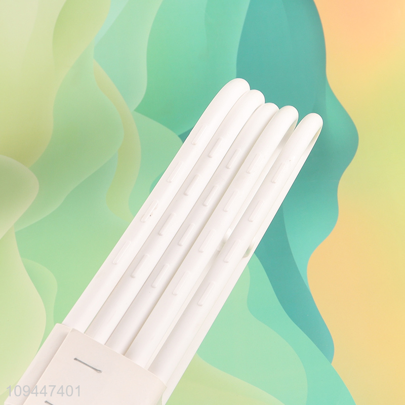 Hot selling white plastic clothes hanger coat hanger